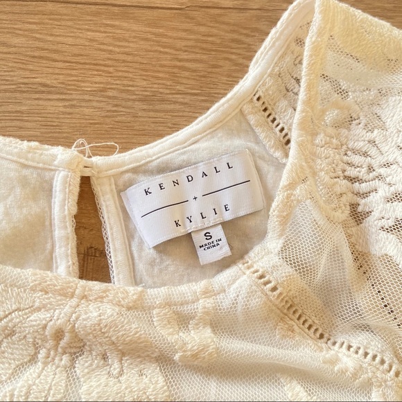 Kendall + Kylie lace bohemian crop top - Picture 2 of 4